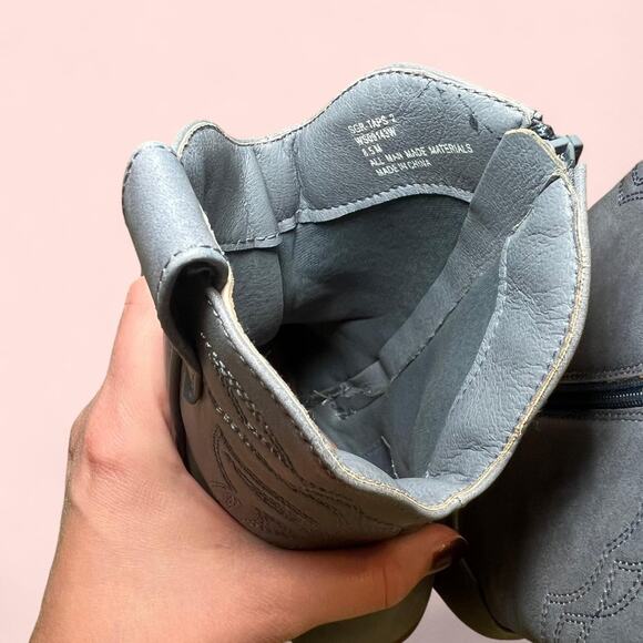 Blue faux suede western ankle boots - Picture 5 of 6